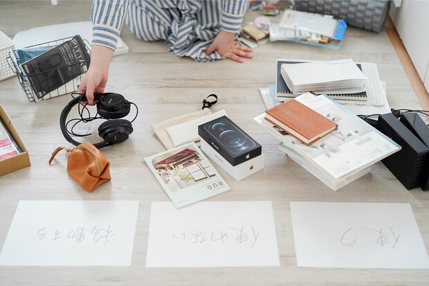 同じシーンで使うもの同士を集めて下準備を。写真／フジモリタイシ、ヒラヤマタイジロー（『スキマをうめる収納ルール』より）