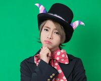 アザゼル様、男性が苦手な人へ「相手によって接し方変えて」