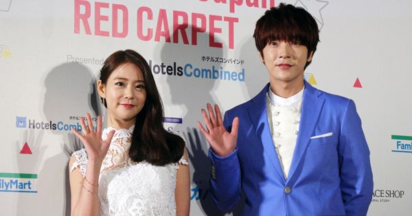 写真／『KCON 2016 Japan×M COUNTDOWN』のスペシャルMCを務めたハン・スンヨンと超新星ユナク