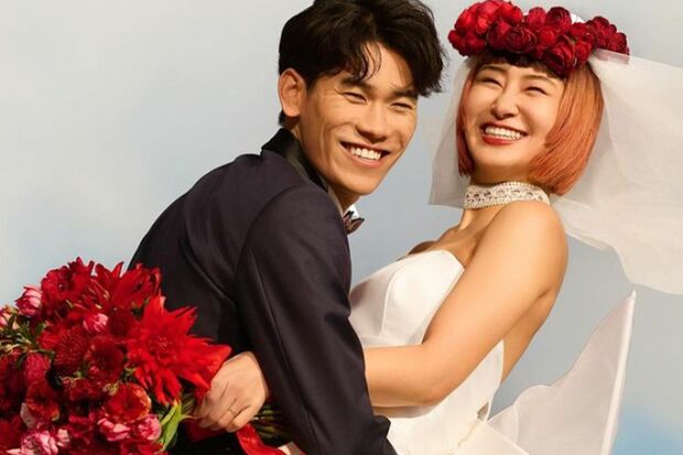 村上佳菜子と結婚相手の男性(本人のインスタグラムより)