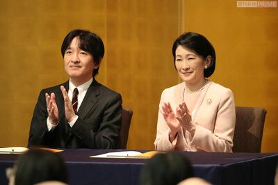 眞子さまの結婚相手として、小室さんの金銭トラブルへの対応に納得されていないというご夫妻（2月7日）