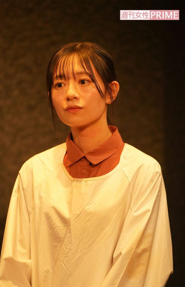 舞台『遺音』に出演する伊藤萌々香