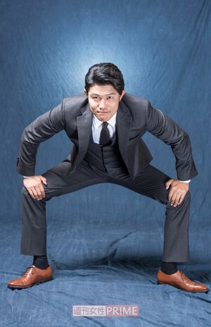 鈴木亮平　撮影／高梨俊浩