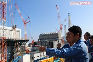 10月に福島原発を視察した小泉進次郎環境相は、海洋放出による地元漁業者への影響を懸念する一方、具体策の言及は避けた