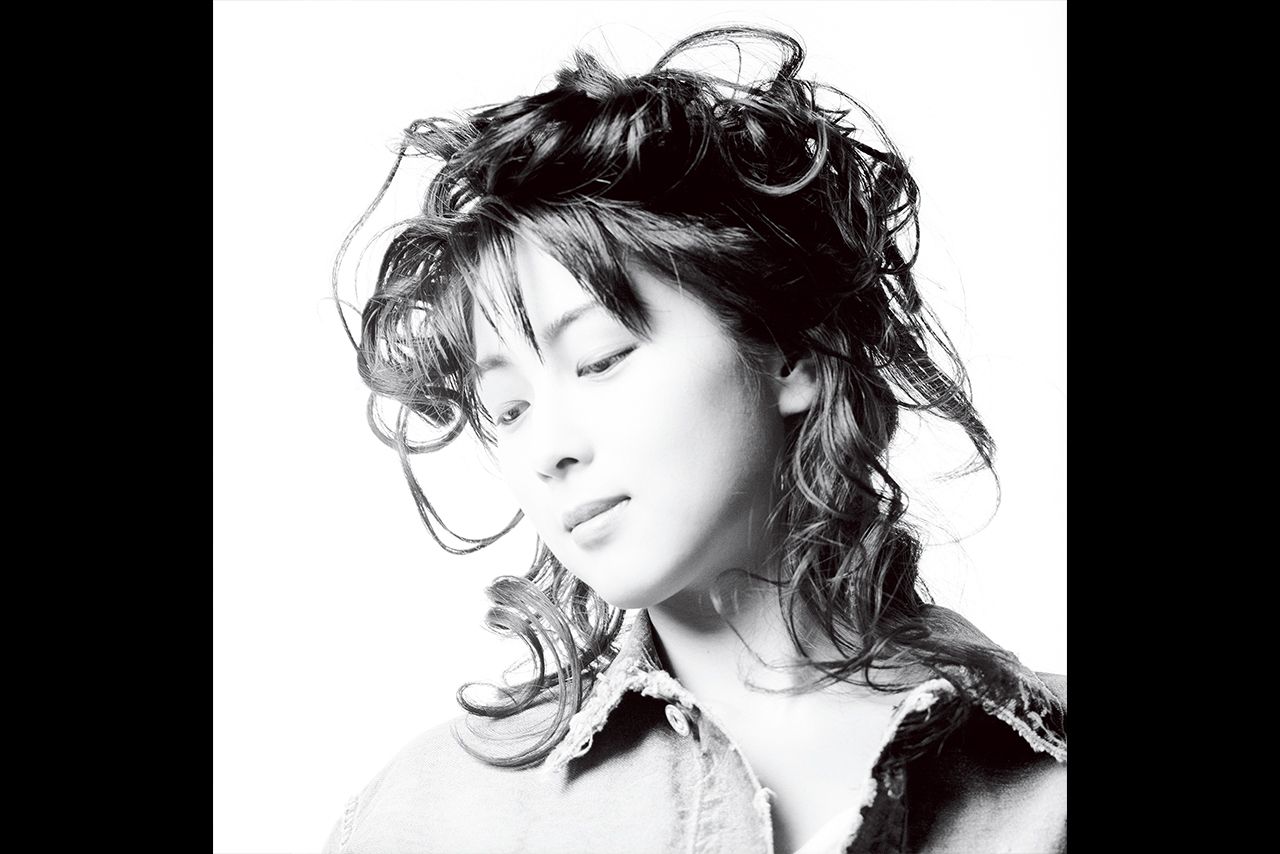 代引き人気 ◎希少◎ZARD◎10周年ステッカー◎坂井泉水 ...