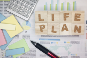 ムダな保険に手を出してませんか？税理士、FP、節約アドバイザーが加入している保険を大公開