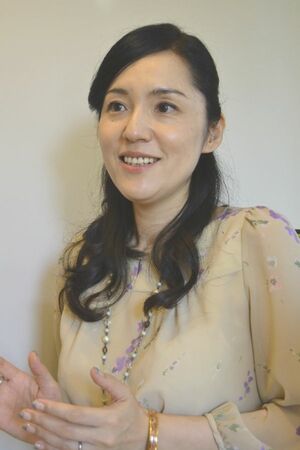 マーケティングライター。インフィニティ代表取締役。1968年東京生まれ。日大芸術学部映画学科（脚本）卒業後、大手出版社に入社。その後、独立し2001年に起業。「草食系男子」「年の差婚」などを世に広める