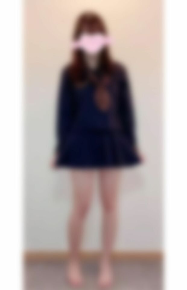 JKリフレに在籍していたと思われる女性の全身写真（現在は削除）