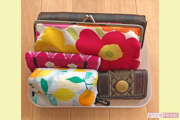 帰宅後はすべてクリアケースに出す