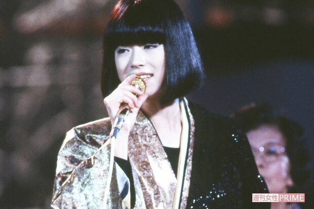 1986年、『DESIRE-情熱-』で日本レコード大賞を受賞した中森明菜
