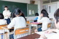 昭和生まれはビックリ!家庭訪問にブルマー、プールまで「学校から消えたもの」