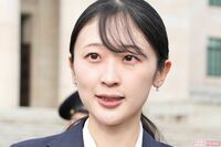 “高市旋風”で当選の自民党新人…「共産党から鞍替え」「1週間取材拒否」「妊娠公表」議員らに国民から不…