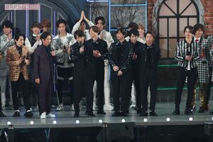 『カウコン2019-2020』に出演した嵐