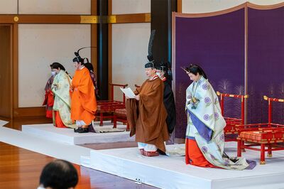 昨年11月に『立皇嗣の礼』の中心儀式に臨まれた両陛下と秋篠宮ご夫妻