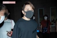 西川貴教が元女子アナと再婚、「恥さらし」と罵った因縁の義母は直撃に“他人のふり”