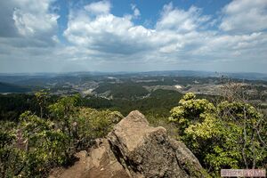 標高530メートルの山頂に到着。“常陸国”を見渡す絶景　撮影／齋藤周造