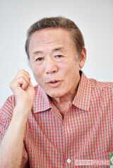 自身を「不器用」と言う小林さん。気さくで謙虚な人柄は、演じてきた多くの役どころと重なる　撮影／山田智絵