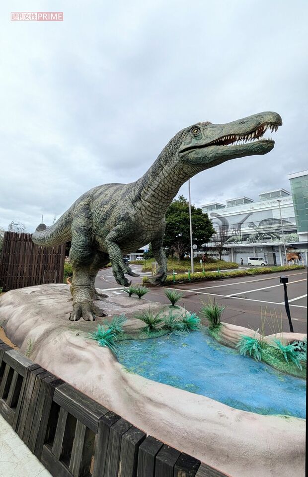 福井駅前の恐竜広場には恐竜のモニュメントが　撮影／編集部