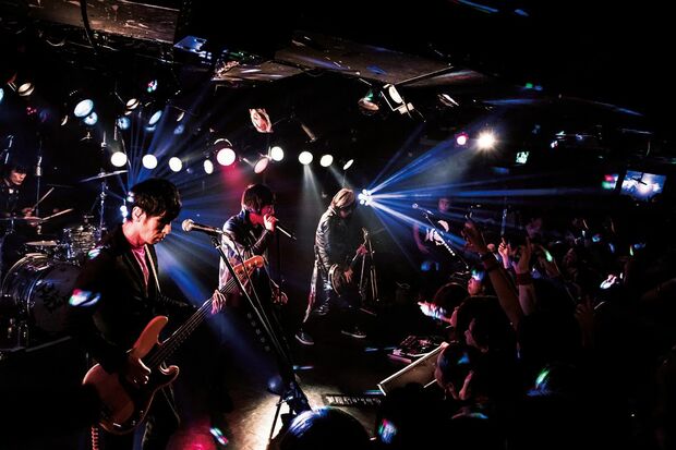 ジュンスカは聖地・ライブハウス『渋谷L.amama』でのライブを昨年も行った