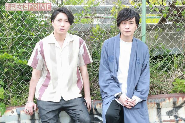 左から松下優也、平間壮一　撮影／森田晃博