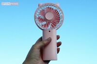 「ハンディ扇風機」が手放せない!猛暑で大流行も眼科医が警告する、“角膜に傷”リスク