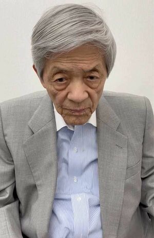 10月26日、動画を投稿して『激論!クロスファイア』(BS朝日)での発言を改めて謝罪した田原総一朗。目線は終始、カメラの下方向に(本人のXより)