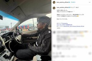 車を運転する横顔に大ぶりのピアスが目立つ加藤清史郎（本人のインスタグラムより）