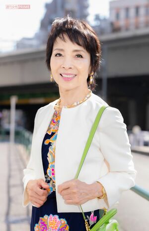 食べたいものを食べて、ストレスをためないことが抜群のプロポーションの秘訣だという由美かおるさん 撮影/佐藤靖彦