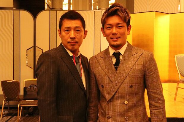 『乃が美』会長の森野博之氏（左）と皇治。怪文書には皇治に関する記載もあった（皇治のツイッターより）