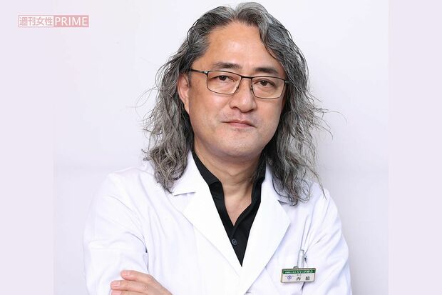 西脇 俊二 医師（撮影／吉岡竜紀）