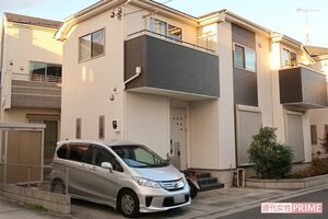 殺害現場となった母親名義の実家。容疑者も一時住んでいて、追い出された形になった