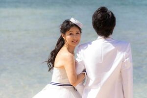 あざらしさんと32歳下の“王子”さん　写真提供／あざらしさん