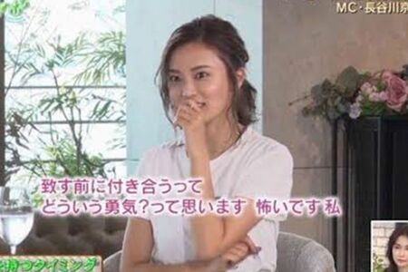 『グータンヌーボ』で赤裸々な恋愛観を明かした小島瑠璃子（『グータンヌーボ』より）