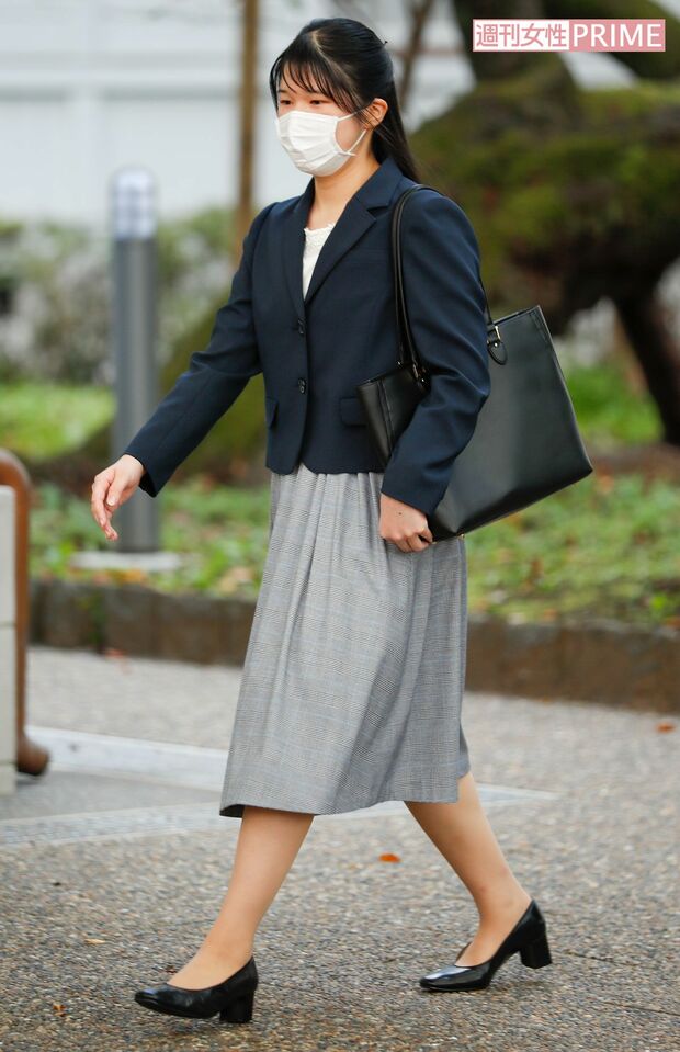 昨年10月、コロナ禍のためリモート授業が続いていた学習院大学キャンパスに初通学され「みなさんにお会いできることをうれしく思います」