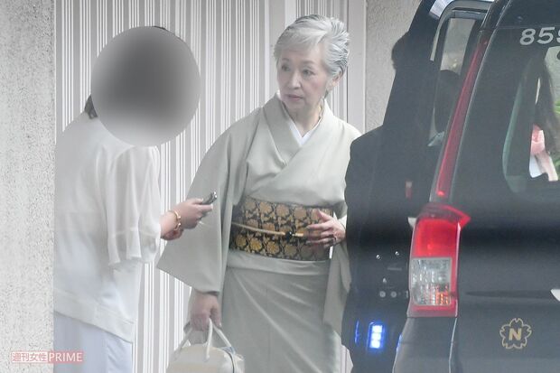 '19年5月、海老蔵の母・希実子さんに直撃取材したときの様子