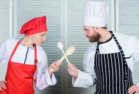 《コンビニ王決定戦》中華まん、おでん、お茶がおいしいのは？ 専門家が真剣ジャッジ！