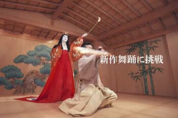 今年3月の配信では、舞や長唄以外にもリハビリの様子を公開した