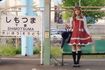 映画『下妻物語』の聖地・下妻駅にて（ロリータファッション歴18年のオンプさんSNSより）