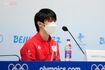 会見で記者からの質問を笑顔で聞く羽生結弦(JMPA代表撮影・2022年北京五輪)