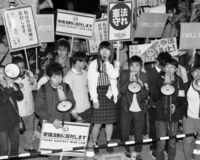 18歳選挙権も投票行くは52.2%「変わるように思えない」