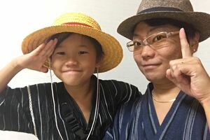 （左から）ゆたぼんと父親の中村幸也氏（中村幸也オフィシャルブログより）