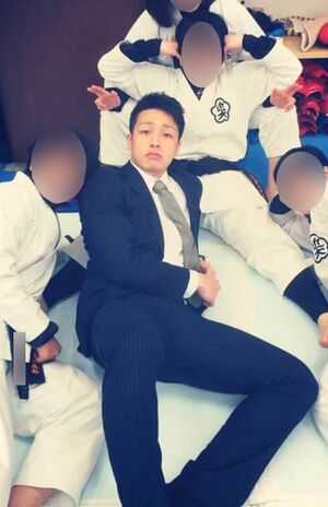 出町容疑者は空手の有段者だった（SNSより、画像は一部加工）