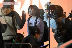 2026年4月、横浜市内でNetfkixドラマの撮影に臨んだ吉高由里子