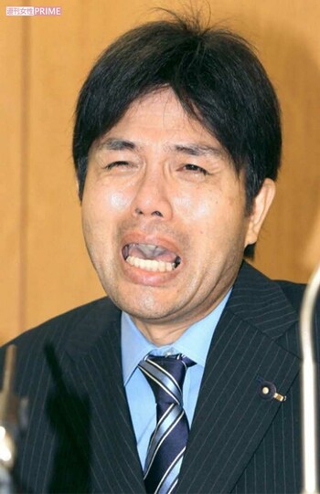 号泣会見”から隠遁生活の野々村竜太郎氏「世界的に有名人の私が…」恋愛相談は5万円、新たなサービスは「オリジナルの占星術」10年の迷走で辿り着いた現在地  | 週刊女性PRIME