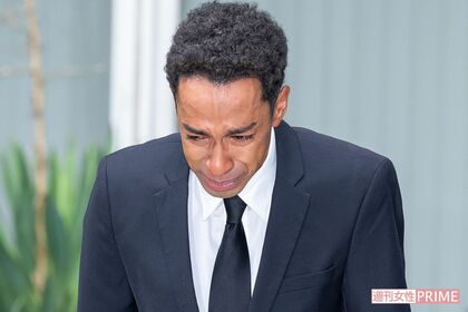 公然わいせつ容疑で逮捕後、釈放された『Aぇ！group』の草間リチャード敬太（2025年10月6日）