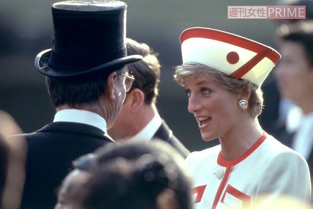 赤坂御苑で行われた、即位の礼 園遊会でのダイアナ妃（1990年11月13日）　