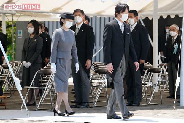 5月30日、3年ぶりに開催された『千鳥ヶ淵戦没者墓苑拝礼式』に臨まれた秋篠宮ご夫妻