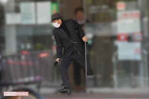 取材から全力逃走する野々村竜太郎（1/6）