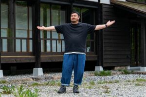 長野の古民家レストラン 「NAGANO」がオープンすることを告知していた鳥羽周作シェフ（本人ツイッターより）