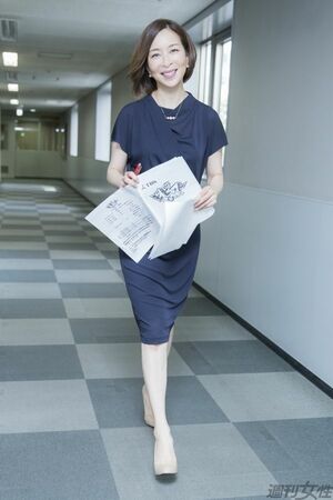  颯爽と歩く姿はドラマのワンシーンのよう。「この1か月は人生を振り返ったときに、重要な時期だったと思える」